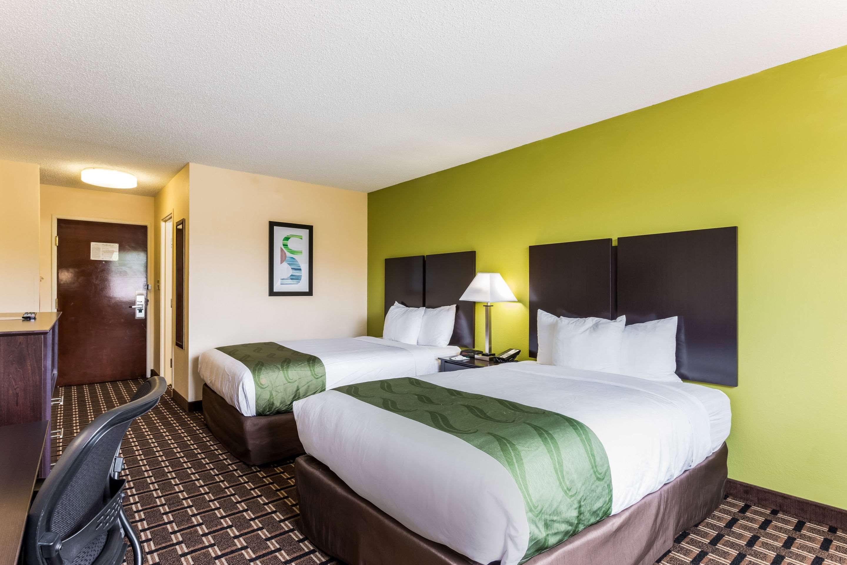 Quality Inn Huntersville Near Lake Norman Luaran gambar