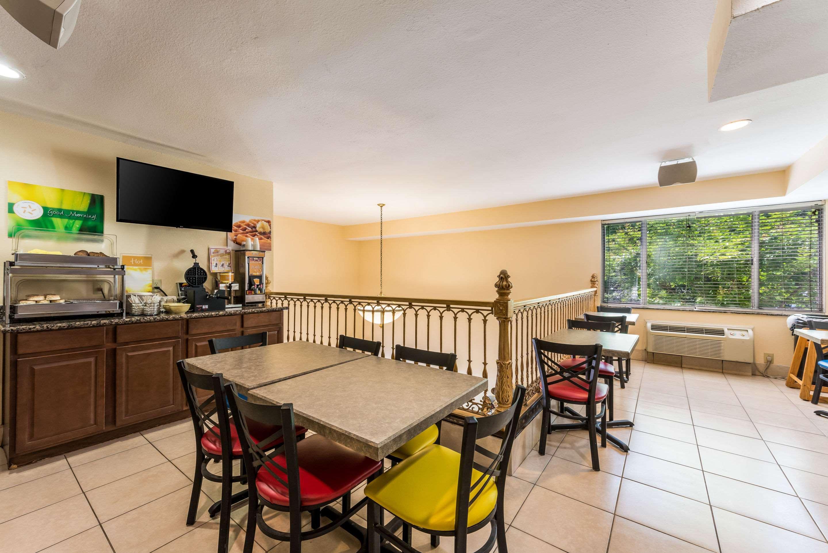 Quality Inn Huntersville Near Lake Norman Luaran gambar