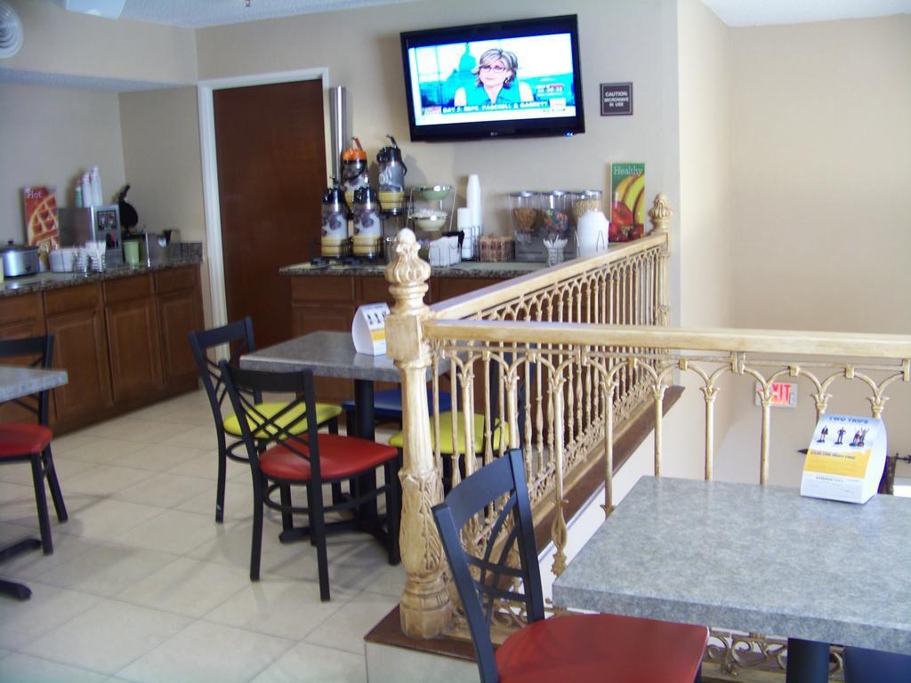 Quality Inn Huntersville Near Lake Norman Luaran gambar