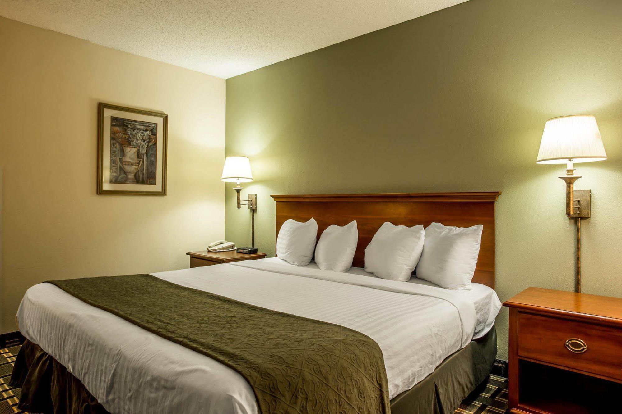 Quality Inn Huntersville Near Lake Norman Luaran gambar